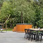 Experience Nature With Near Forest And Дом отдыха Hadsund